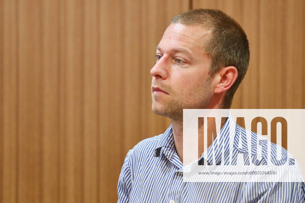 Haus der Bundespressekonferenz Press conference MAF DAD e V , Status of the application to lift the ban on activities against the Kurdistan Workers Party PKK in view of the current peace process Lukas Theune, lawyer