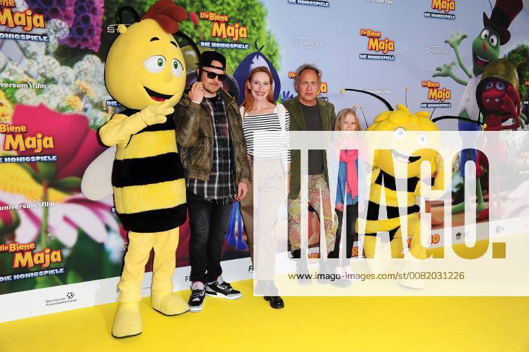 Jan Delay Andrea Sawatzki Uwe Ochsenknecht and Theresa Zertani at the The Bee Maja The Honey Games Film Premiere on 25 02 2018 in Munich The Bee Maja The Honey Games Film Premiere in Munich 2018