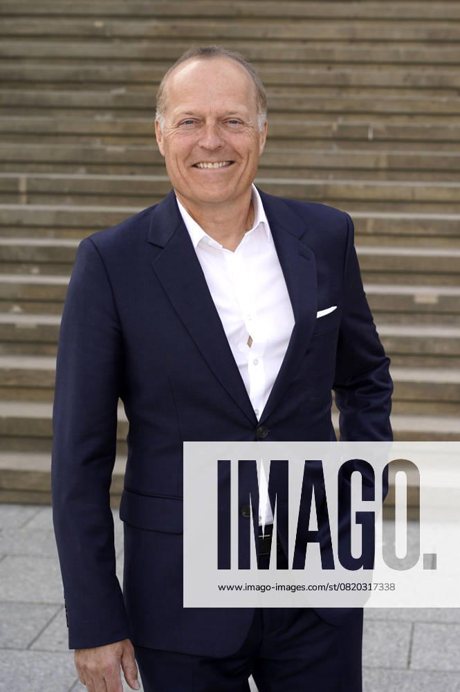 Joja Wendt at the photo session for the Classic Open Air 2025 at Gendarmenmarkt Berlin, 21 05 2025 Foto:xT.xBartillax xFuturexImagex klassik_pk_5501