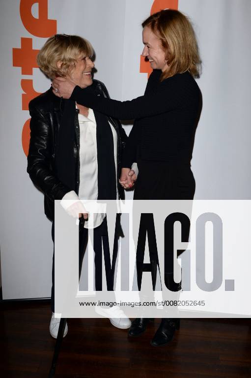 Presentation of Marianne Faithfull, soul flower a documentary diected by Sandrine Bonnaire. Avant Première du film documentaire Marianne Faithfull, fleur d âme .. Marianne Faithfull. Sandrine Bonnaire. 224554 2018-02-26 Paris France