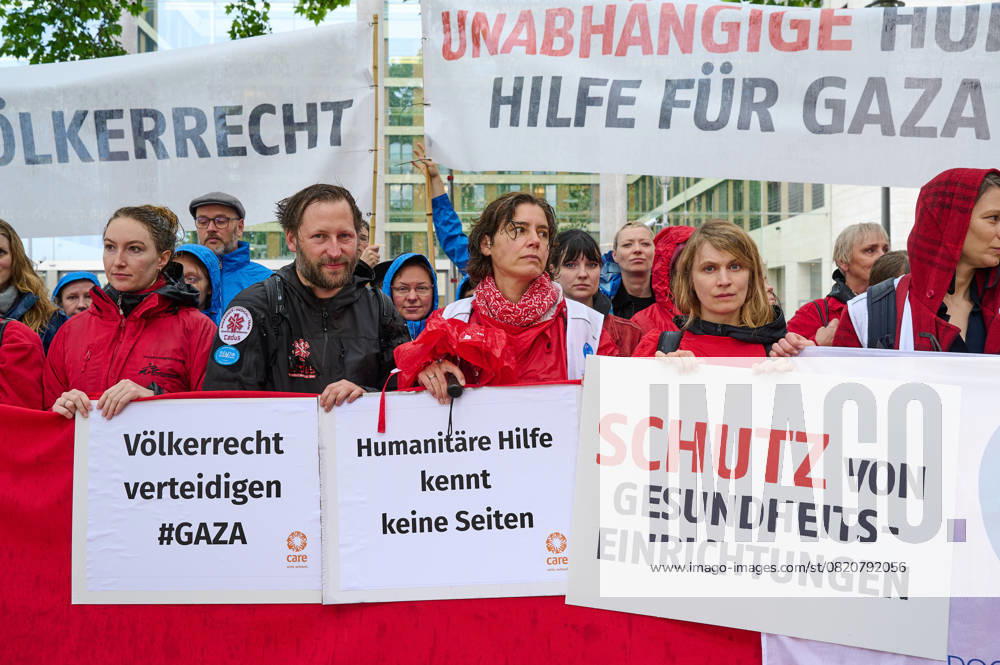 A coalition of aid organizations