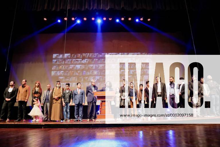 (180301) -- BADHDAD, March 1, 2018 -- Iraqi director Mohammad Darraji (C) speaks during the premiere ceremony of movie Journey in Baghdad, Iraq, on March 1, 2018. The movie tells a story about an Iraqi woman struggling under terrorism and sectarian violence. ) IRAQ-BADHDAD-MOVIE-JOURNEY-PREMIERE KhalilxDawood