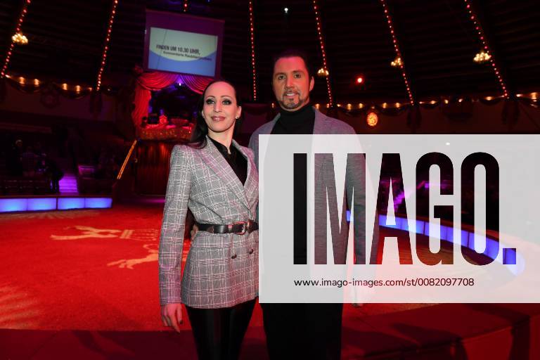 Jana Lacey Krone and Martin Lacey jr Premiere Circus Krone 3 Winter Program Manege Circus Kronebau Munich 01 03 2018