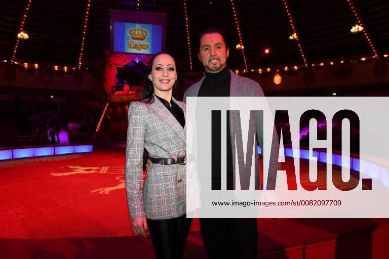 Jana Lacey Krone and Martin Lacey jr Premiere Circus Krone 3 Winter Program Manege Circus Kronebau Munich 01 03 2018