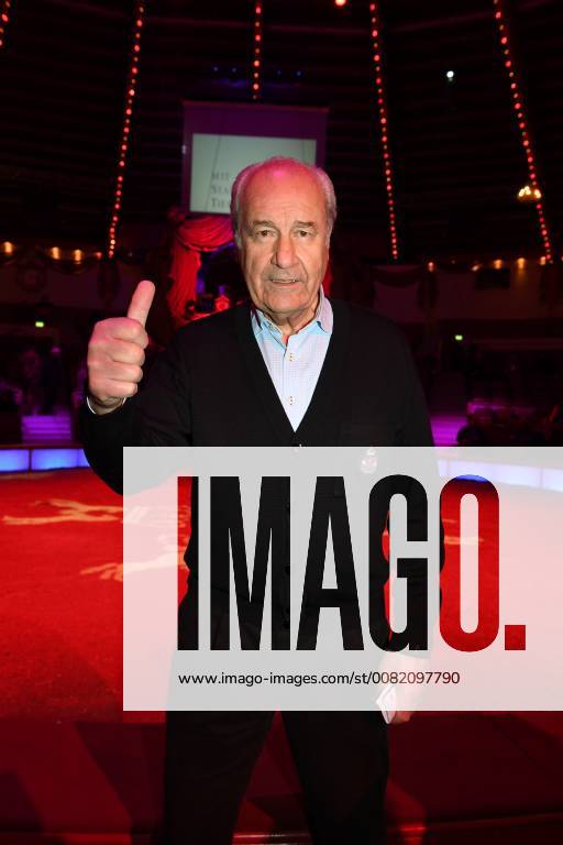 Manfred Schnelldorfer Premiere Circus Krone 3 Winter Program Manege Circus Kronebau Munich 01 03 2018