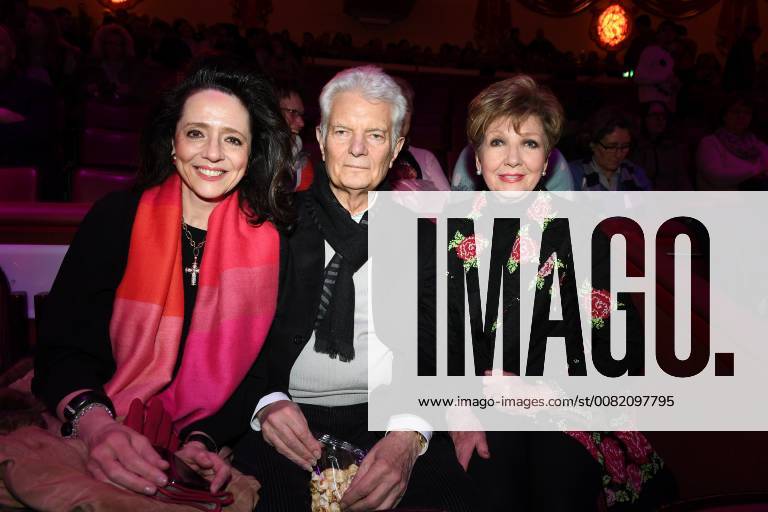Peter Horten with wife Slava Kantcheff and Carolin Reiber Premiere Circus Krone 3 Winter Program Manege Circus Kronebau Munich 01 03 2018
