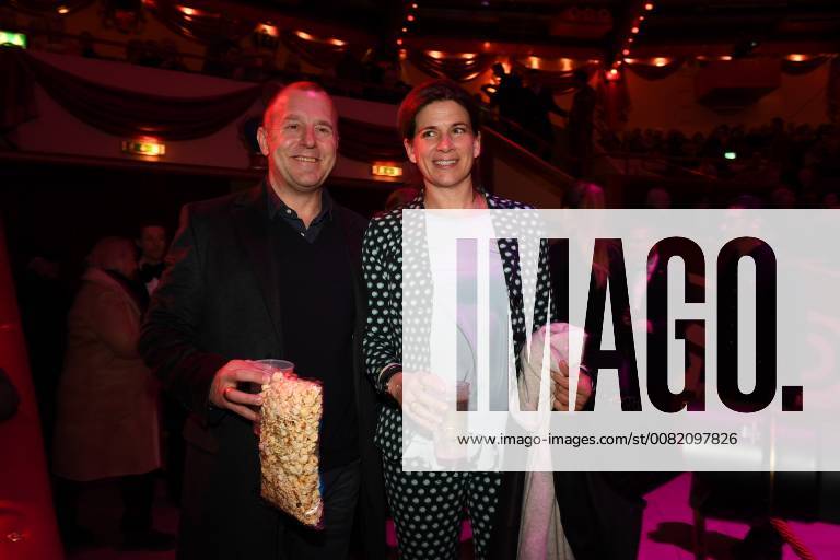 Heino Ferch with wife Marie Jeanette Premiere Circus Krone 3 Winter Program Manege Circus Kronebau Munich 01 03 2018