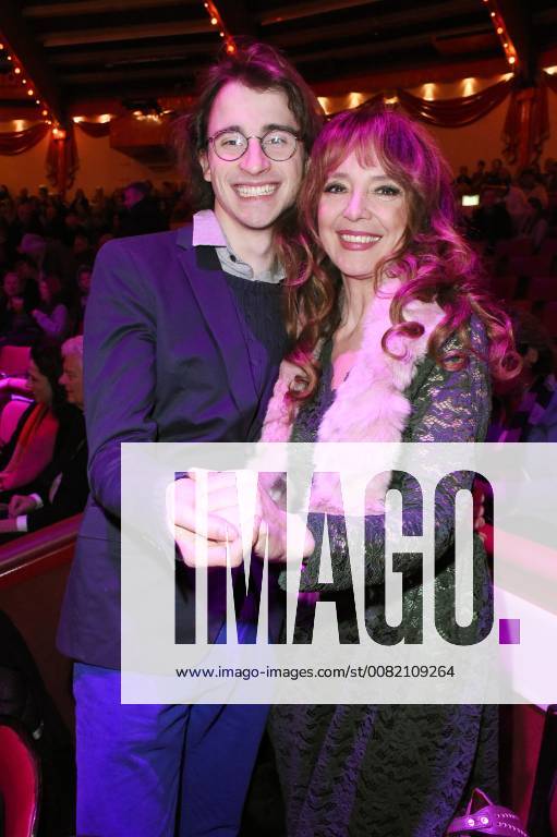 Cornelia Corba with son Benjamin at the premiere of the 3 Winter Program 2018 of Circus Krone in Kronebau Munich 01 03 2018 Foto:xP.xSchönbergerx xFuturexImage