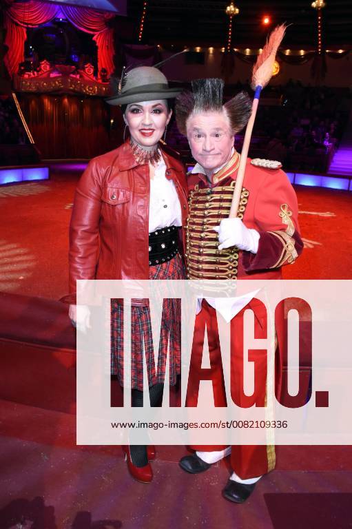 Angelika Zwerenz and Clown Fumagalli at the premiere of the 3 Winter Program 2018 of Circus Krone in Kronebau Munich 01 03 2018 Foto:xP.xSchönbergerx xFuturexImage