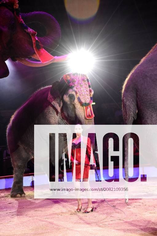 Jana Mandana Lacey Krone at the premiere of the 3 Winter Program 2018 of Circus Krone in Kronebau Munich 01 03 2018 Foto:xP.xSchönbergerx xFuturexImage