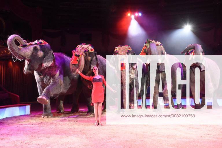Jana Mandana Lacey Krone at the premiere of the 3 Winter Program 2018 of Circus Krone in Kronebau Munich 01 03 2018 Foto:xP.xSchönbergerx xFuturexImage