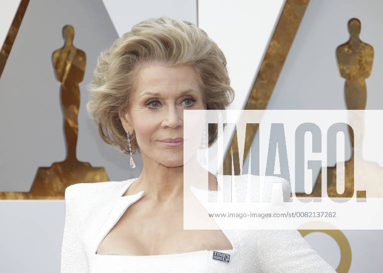 Actress Jane Fonda arrives on the red carpet for the 90th annual Academy Awards at the Dolby Theatre in the Hollywood section of Los Angeles on March 4, 2018. LAP20180304053 JOHNxANGELILLO