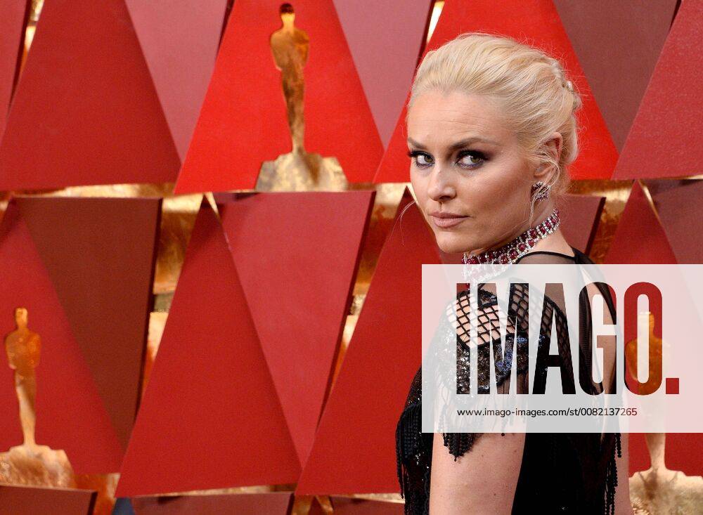 Skier Lindsey Vonn arrives on the red carpet for the 90th annual Academy Awards at the Dolby Theatre in the Hollywood section of Los Angeles on March 4, 2018. LAP20180304344 JIMxRUYMEN