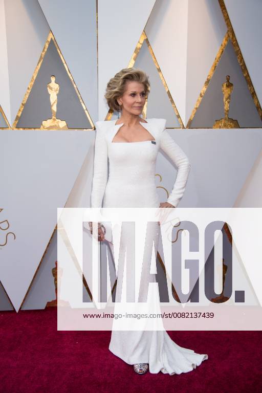 Jane Fonda arrives for the live ABC Telecast of The 90th Oscars® at the Dolby® Theatre in Hollywood, CA on Sunday