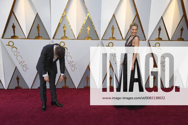 Los Angeles, California, U.S. - SAM ROCKWELL AND LESLIE BIBB arrives on the red carpet for the 90th Annual Academy Awards at the Dolby Theatre. Los Angeles U.S. - ZUMAz03_ 20180304_zbp_z03_020