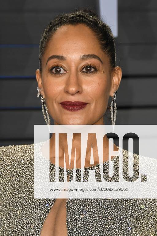 Los Angeles, CA, U.S. - 04 March 2018 - Los Angeles, California - Tracee Ellis Ross. 2018 Vanity Fair Oscar Party following the 90th Academy Awards held at the Wallis Annenberg Center for the Performing Arts. Photo Credit: AdMedia Los Angeles U.S. - ZUMAa123 20180304_zaa_a123_247