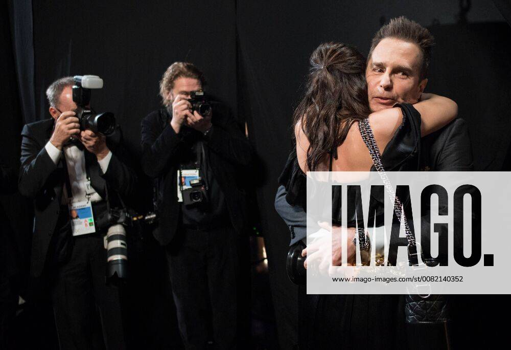Sam Rockwell poses backstage with the Oscar for Performance by an actor in a supporting role, for work on Three Billboards Outside Ebbing, Missouri during the live ABC Telecast of The 90th Oscars® at the Dolby® Theatre in Hollywood, CA on Sunday