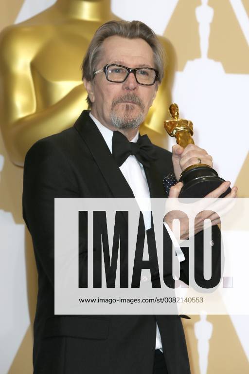 Gary Oldman wins the Oscar in Best Actor for Darkest Hour during the 90th Annual Academy Awards (Oscars) at Hollywood & Highland Centre in California. MARCH 4th 2018 MTXx18423