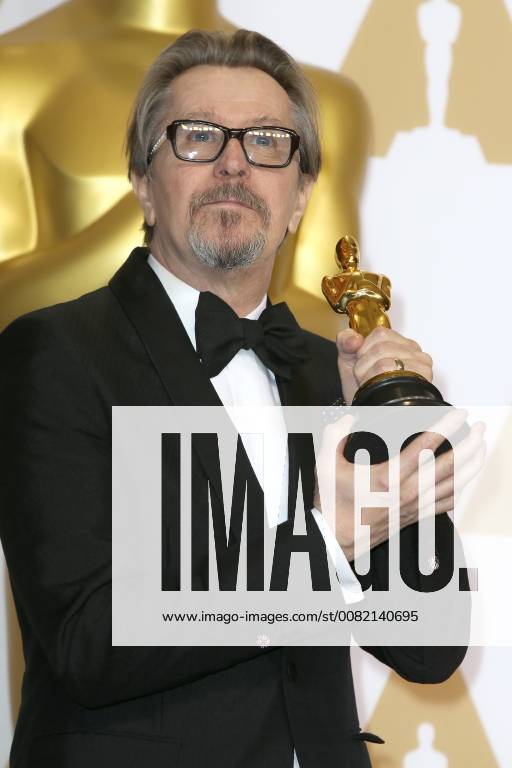 Gary Oldman wins the Oscar in Best Actor for Darkest Hour during the 90th Annual Academy Awards (Oscars) at Hollywood & Highland Centre in California. MARCH 4th 2018 MTXx18423