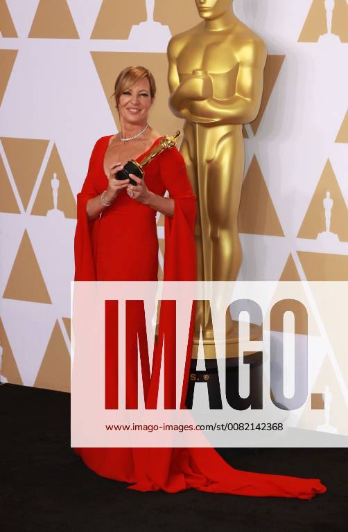 90ème cérémonies des Academy Awards à Los Angeles. Photocall. 04 March 2018 - Hollywood, California - {Allison Janney}. 90th Annual Academy Awards presented by the Academy of Motion Picture Arts and Sciences held at Hollywood & Highland Center. Photo Credit: Theresa Shirriff AdMedia 224704 2018-03-04 CA Los Angeles Etats-Unis