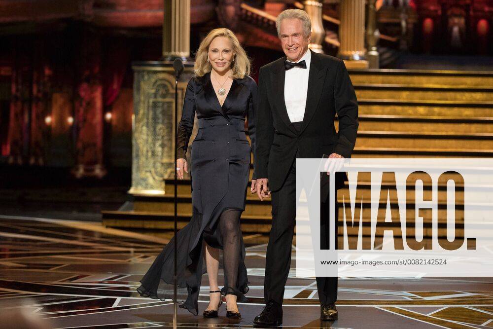 Warren Beatty (right) and Faye Dunaway present the Oscar for best picture motion picture of the year during the live ABC Telecast of The 90th Oscars® at the Dolby® Theatre in Hollywood, CA on Sunday