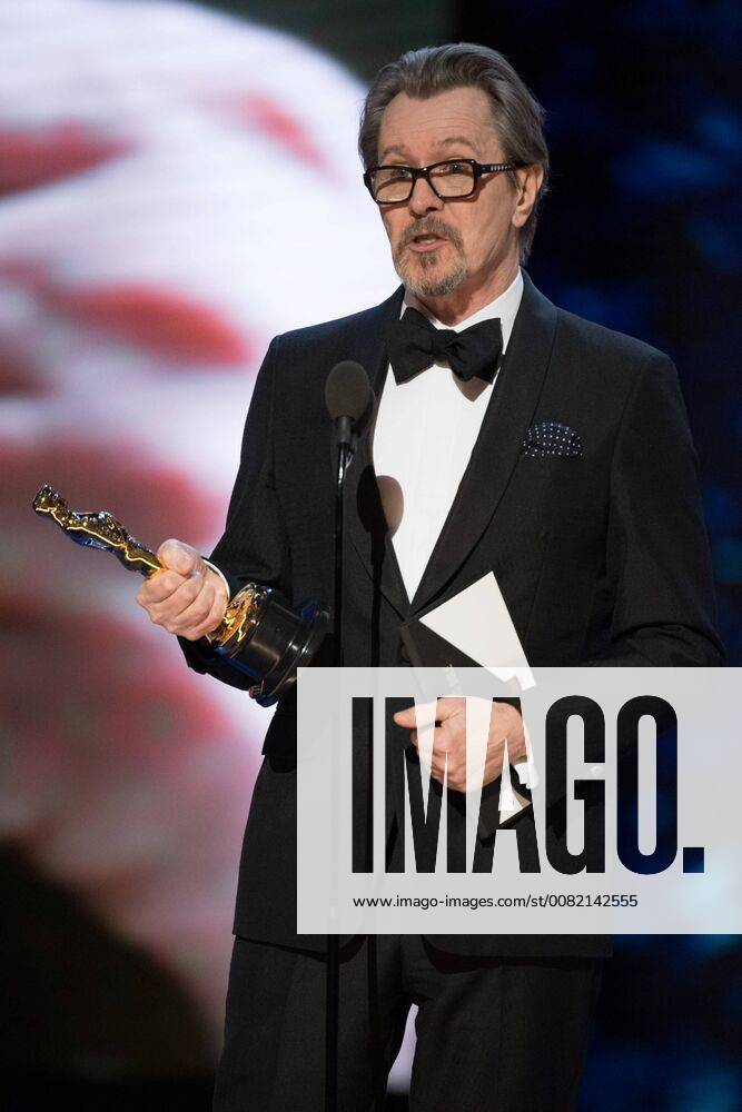 Gary Oldman accepts the Oscar for performance by an actor in a leading role for work on Darkest Hour during the live ABC Telecast of the 90th OscarsÂ® at the DolbyÂ® Theatre in Hollywood, CA on Sunday