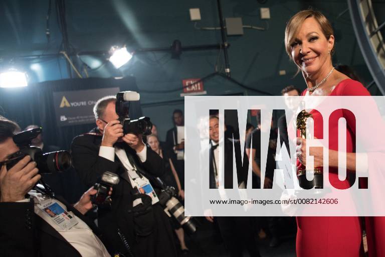 Hollywood, California, U.S. - ALLISON JANNEY accepts the Oscar for Performance by an actress in a supporting role, for her role in I, Tonya during the live ABC Telecast of The 90th Oscars at the Dolby Theatre in Hollywood. Hollywood U.S. - ZUMAz03_ 20180304_shf_z03_876