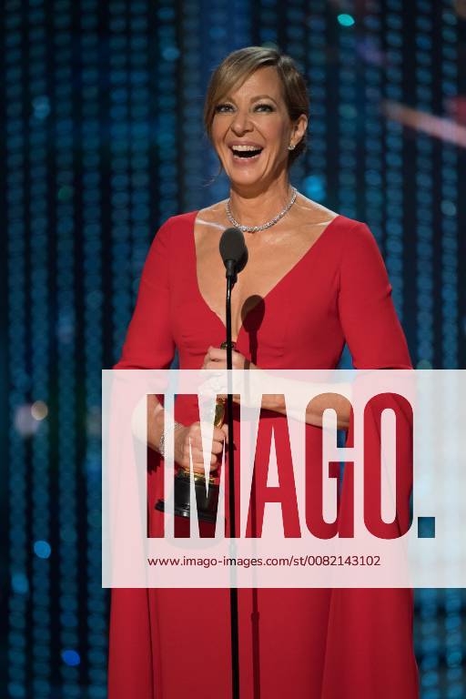 Hollywood, California, U.S. - Allison Janney accepts the Oscar for Performance by an Actress in a Supporting Role, for her role in I, Tonya during the live ABC Telecast of The 90th Oscars at the Dolby Theatre in Hollywood. Hollywood U.S. - ZUMAz03_ 20180304_shf_z03_748