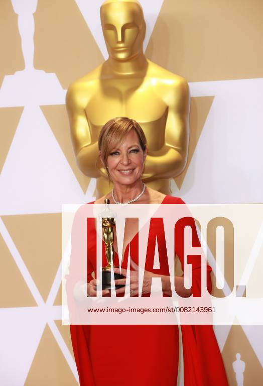 90ème cérémonies des Academy Awards à Los Angeles. Photocall. 04 March 2018 - Hollywood, California - Allison Janney. 90th Annual Academy Awards presented by the Academy of Motion Picture Arts and Sciences held at Hollywood & Highland Center. Photo Credit: Theresa Shirriff AdMedia 224704 2018-03-04 CA Los Angeles Etats-Unis
