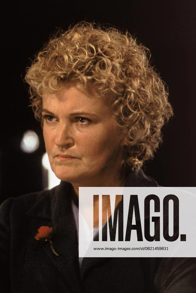 Masterminds - filmstill Brenda Fricker in Masterminds