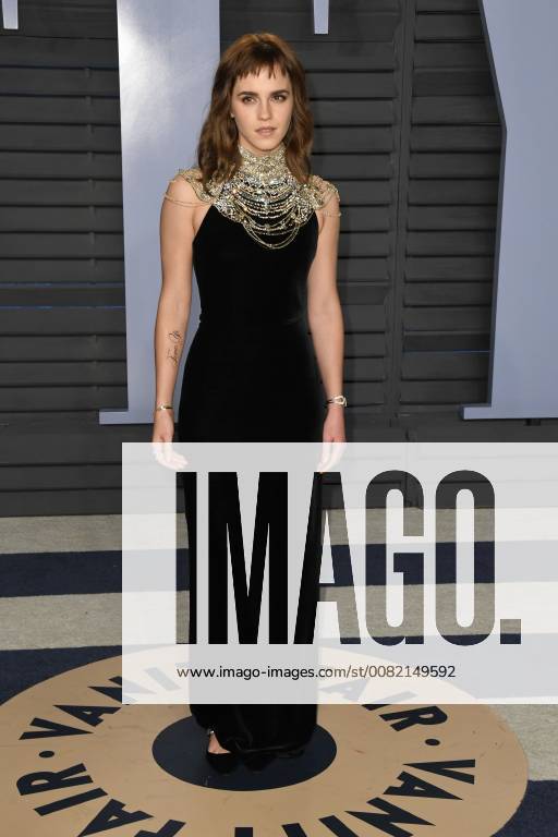 Oscars 2018 - Emma Watson mit Protest-Tattoo March 4, 2018 - Los Angeles, CA, U.S. - 04 March 2018 - Los Angeles, California - Emma Watson. 2018 Vanity Fair Oscar Party following the 90th Academy Awards held at the Wallis Annenberg Center for the Performing Arts. Photo Credit: AdMedia Los Angeles U.S. - ZUMAa123 20180304_zaa_a123_1321