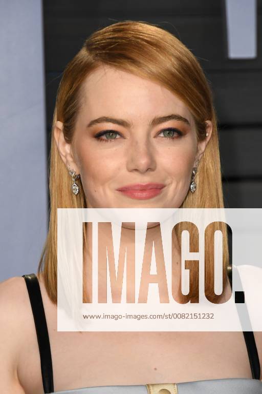 2018 Vanity Fair Oscar Party a Los Angeles. 04 March 2018 - Los Angeles, California - Emma Stone. 2018 Vanity Fair Oscar Party following the 90th Academy Awards held at the Wallis Annenberg Center for the Performing Arts. Photo Credit: Birdie Thompson AdMedia 224702 2018-03-04 CA Los Angeles Etats-Unis