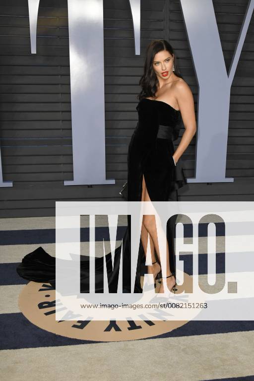 2018 Vanity Fair Oscar Party a Los Angeles. 04 March 2018 - Los Angeles, California - Adriana Lima. 2018 Vanity Fair Oscar Party following the 90th Academy Awards held at the Wallis Annenberg Center for the Performing Arts. Photo Credit: Birdie Thompson AdMedia 224702 2018-03-04 CA Los Angeles Etats-Unis