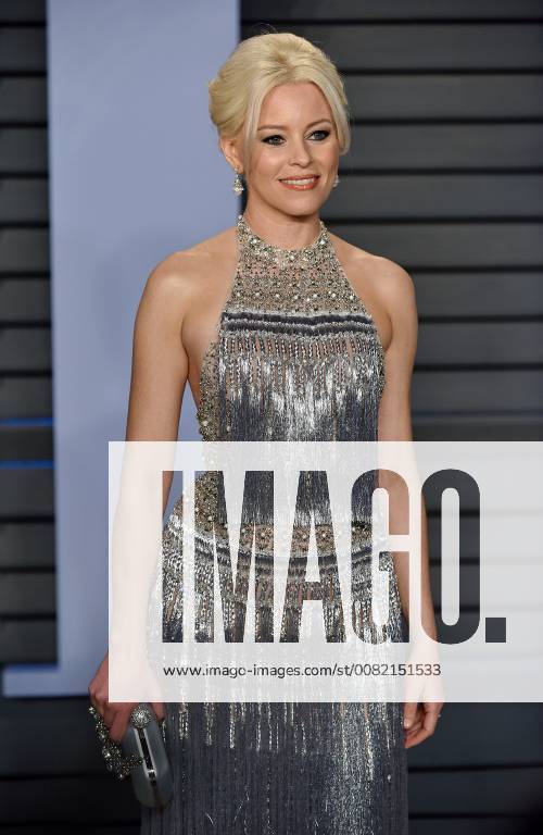 Elizabeth Banks arrives for the Vanity Fair Oscar Party at the Wallis Annenberg Center for the Performing Arts in Beverly Hills, California on March 4, 2018. LAP201803043042 CHRISTINExCHEW