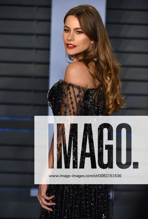 Sofia Vergara arrives for the Vanity Fair Oscar Party at the Wallis Annenberg Center for the Performing Arts in Beverly Hills, California on March 4, 2018. LAP201803043049 CHRISTINExCHEW