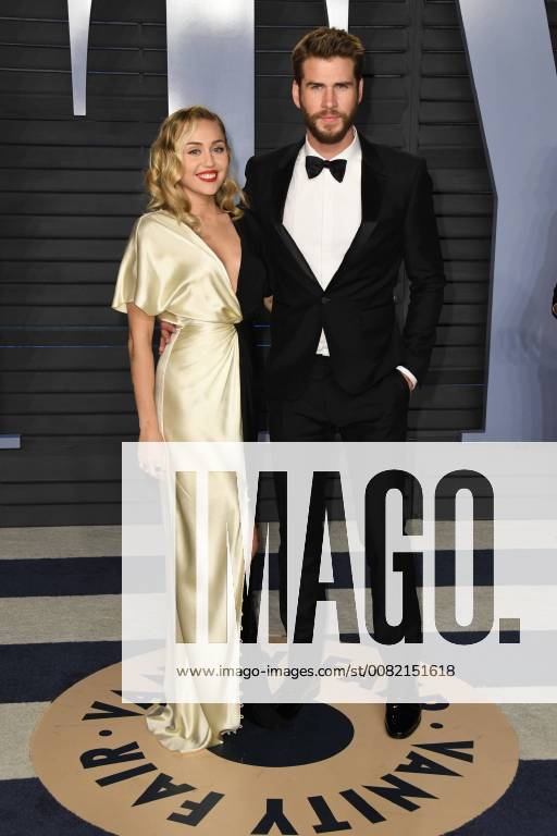 Los Angeles, CA, U.S. - 04 March 2018 - Los Angeles, California - Miley Cyrus, Liam Hemsworth. 2018 Vanity Fair Oscar Party following the 90th Academy Awards held at the Wallis Annenberg Center for the Performing Arts. Photo Credit: AdMedia Los Angeles U.S. - ZUMAa123 20180304_zaa_a123_1288