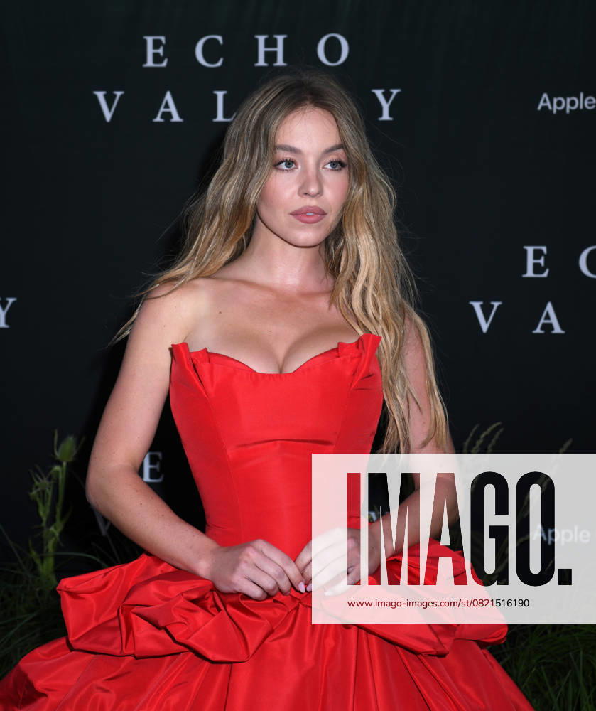 Sydney Sweeney attends the New York Special Screening AppleTV+s Echo Valley at AMC Lincoln Square 13 in New York. June 4, 2025. New York USA - ZUMAp281 20250604_zea_p281_025