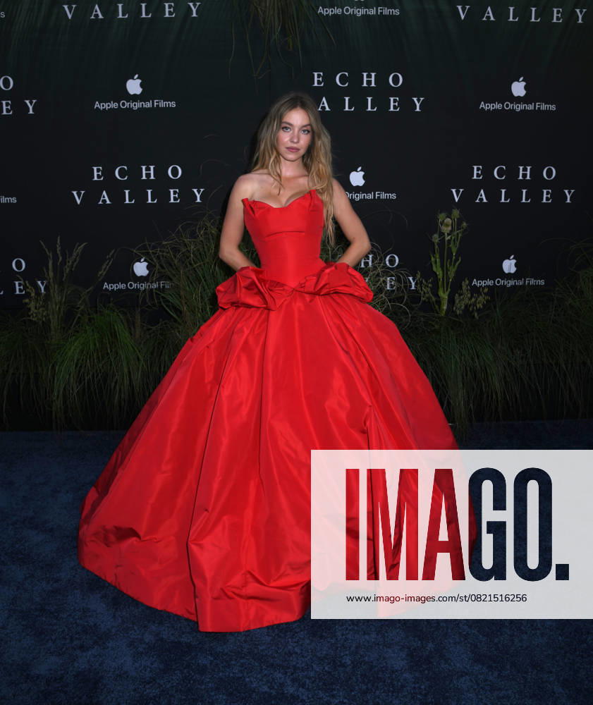Sydney Sweeney attends the New York Special Screening AppleTV+s Echo Valley at AMC Lincoln Square 13 in New York. June 4, 2025. New York USA - ZUMAp281 20250604_zea_p281_027