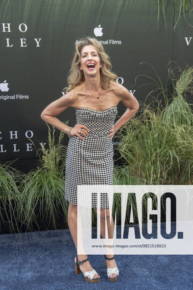 Echo Valley New York Premiere in New York, USA - 04 Jun 2025 Alysia Reiner attends the Echo Valley New York Premiere at AMC Lincoln Square 13. New York United States
