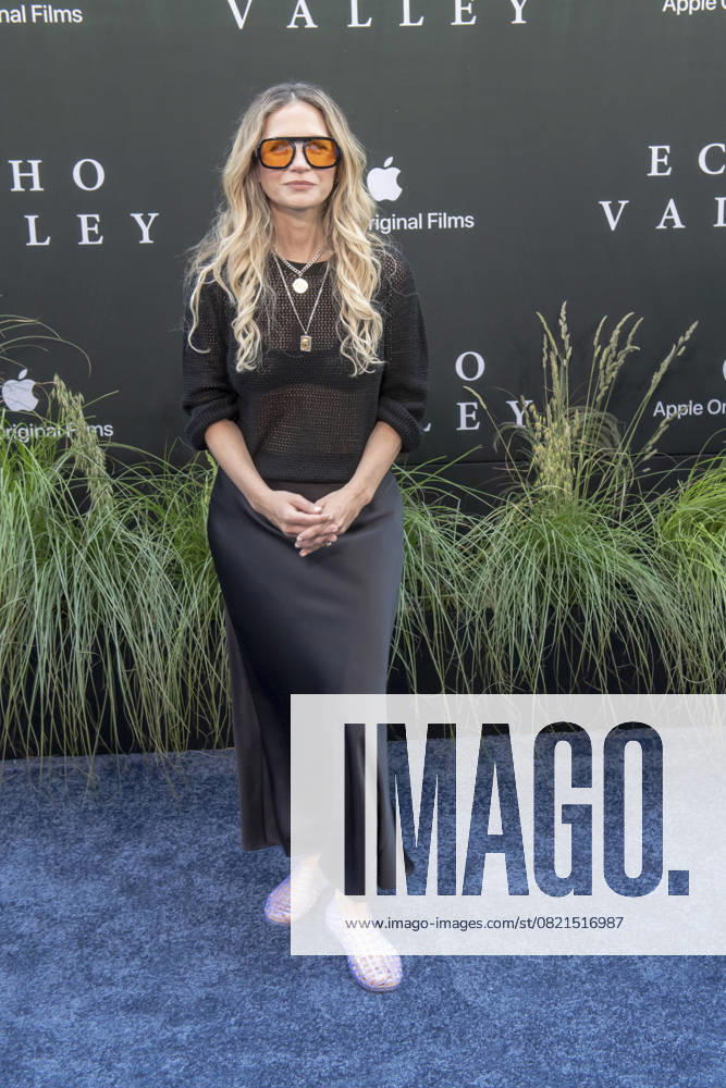 Echo Valley New York Premiere in New York, USA - 04 Jun 2025 Vanessa Ray attends the Echo Valley New York Premiere at AMC Lincoln Square 13. New York United States