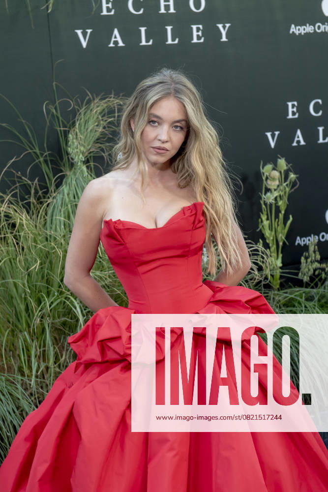 Echo Valley New York Premiere in New York, USA - 04 Jun 2025 Sydney Sweeney attends the Echo Valley New York premiere at AMC Lincoln Square. New York United States