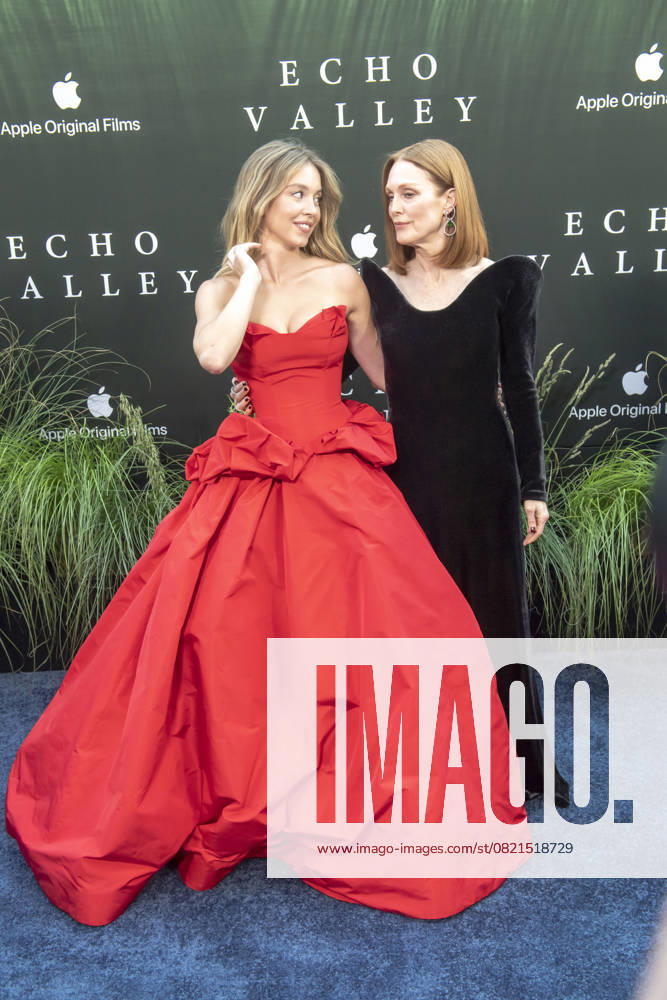 (L-R) Sydney Sweeney and Julianne Moore attend the Echo Valley New York Premiere at AMC Lincoln Square. New York United States - ZUMAs197 20250604_aaa_s197_485