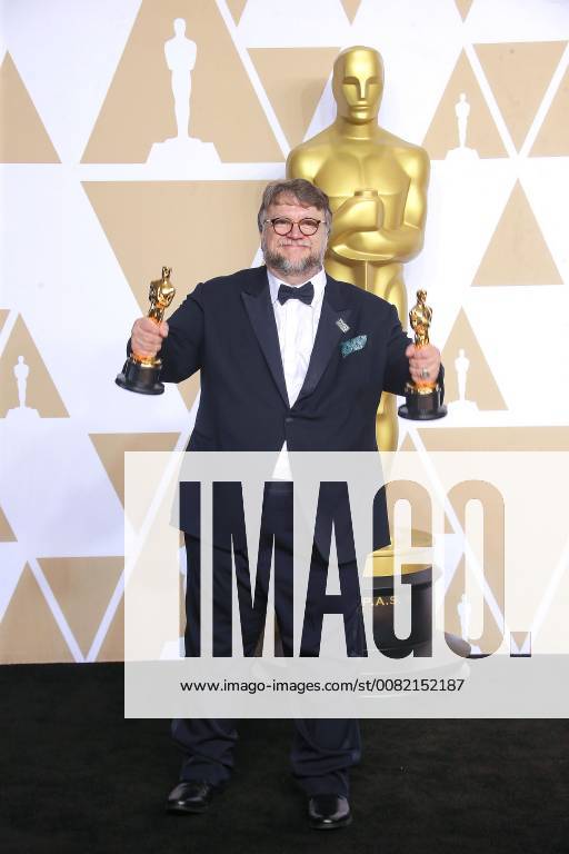 Guillermo del Toro the director and winner of the Photocall winner at the Academy Awards 90 Academy Awards on 4 3 2018 in the Hollywood Press Room 90th Annual Academy Awards Press Room winner Photocall