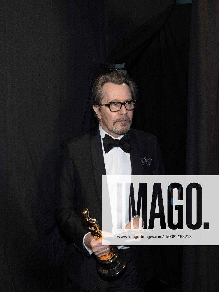 Gary Oldman poses backstage with the Oscar for performance by an actor in a leading role, for work on Darkest Hour during the live ABC Telecast of The 90th OscarsÂ® at the DolbyÂ® Theatre in Hollywood, CA on Sunday