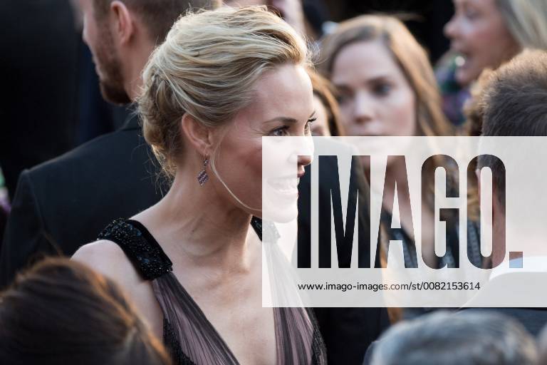 Leslie Bibb arrives on the red carpet of The 90th OscarsÂ® at the DolbyÂ® Theatre in Hollywood, CA on Sunday