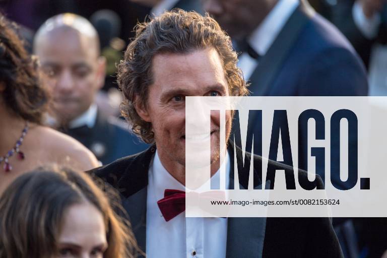 Matthew McConaughey arrives on the red carpet of The 90th OscarsÂ® at the DolbyÂ® Theatre in Hollywood, CA on Sunday