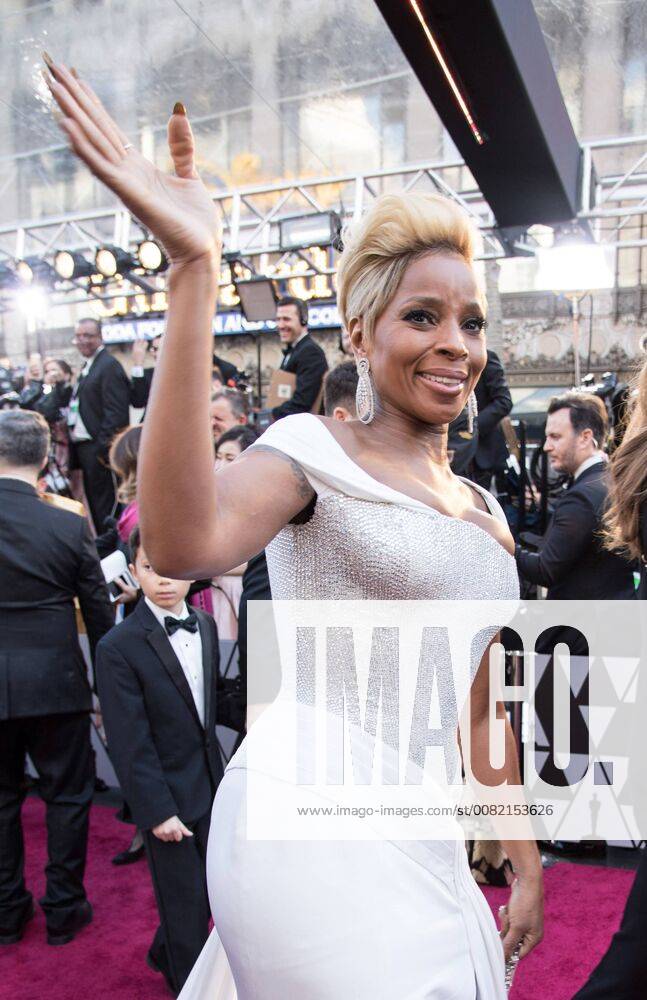 Mary J. Blige, Oscar nominee for Actress in a Supporting Role and Original Song, arrives on the red carpet of The 90th Oscars® at the Dolby® Theatre in Hollywood, CA on Sunday