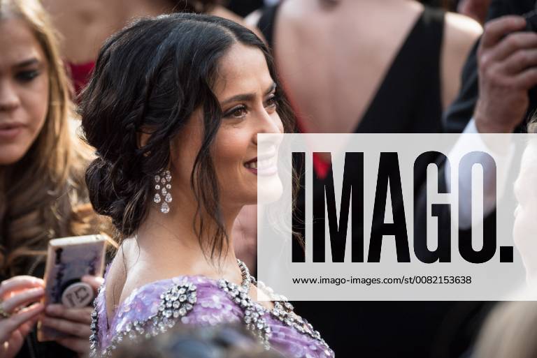 Salma Hayek arrives on the red carpet of The 90th OscarsÂ® at the DolbyÂ® Theatre in Hollywood, CA on Sunday