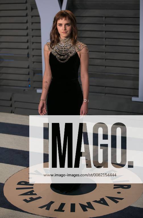 Oscars 2018 - Emma Watson mit Protest-Tattoo March 4, 2018 - Beverly Hills, California, U.S - Emma Watson on the red carpet of the 2018 Vanity Fair Oscar Party held at the Wallis Annenberg Center in Beverly Hills, California on Sunday March 4, 2018. Beverly Hills U.S. - ZUMAp124 20180304_zaa_p124_324