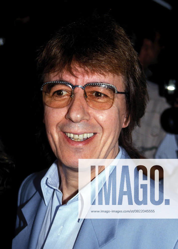 BILL WYMAN glasses, the rolling stones headshot portrait tinted blue Ref: 1390 CAP JP Julian Phillips Great Britain